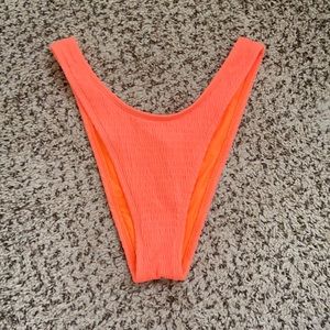 High leg cheeky bikini bottoms